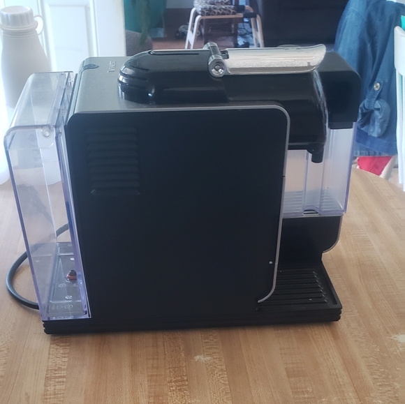 Nespresso Lattissima Touch - Picture 3 of 4